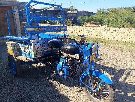 મોડલ 1999 દેવાંગ