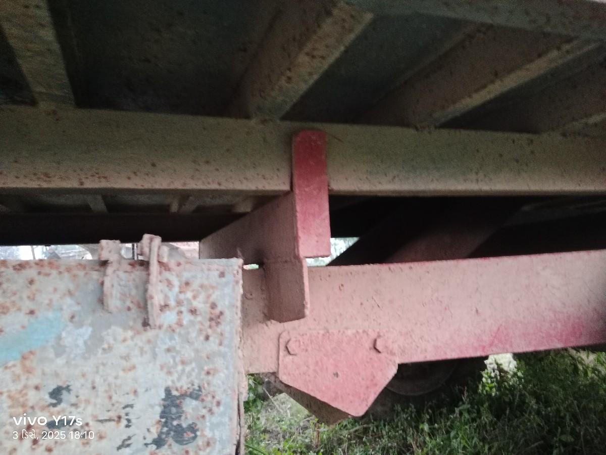 थंबनेल 2