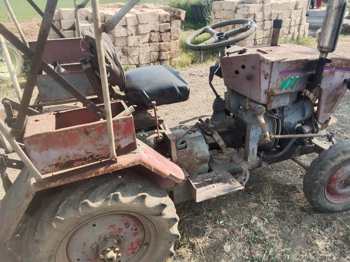 મીની ટ્રેક્ટર વેચવાનું છે