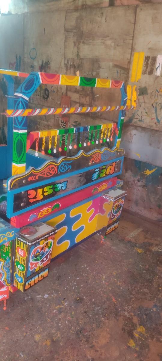 थंबनेल 2