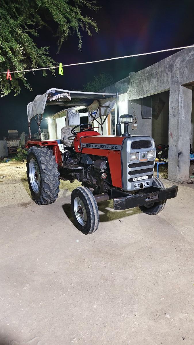 ટ્રેક્ટર વેચવાનું છે