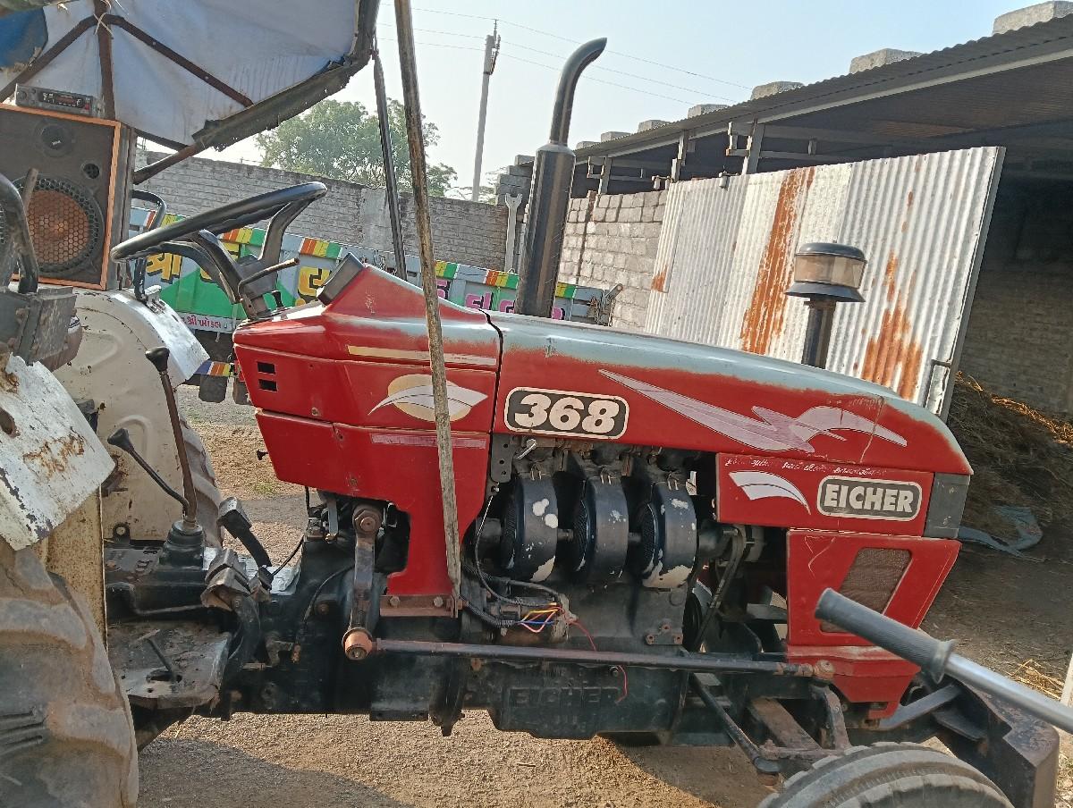 આઈસર ટ્રેક્ટર વેચવાનું છે.