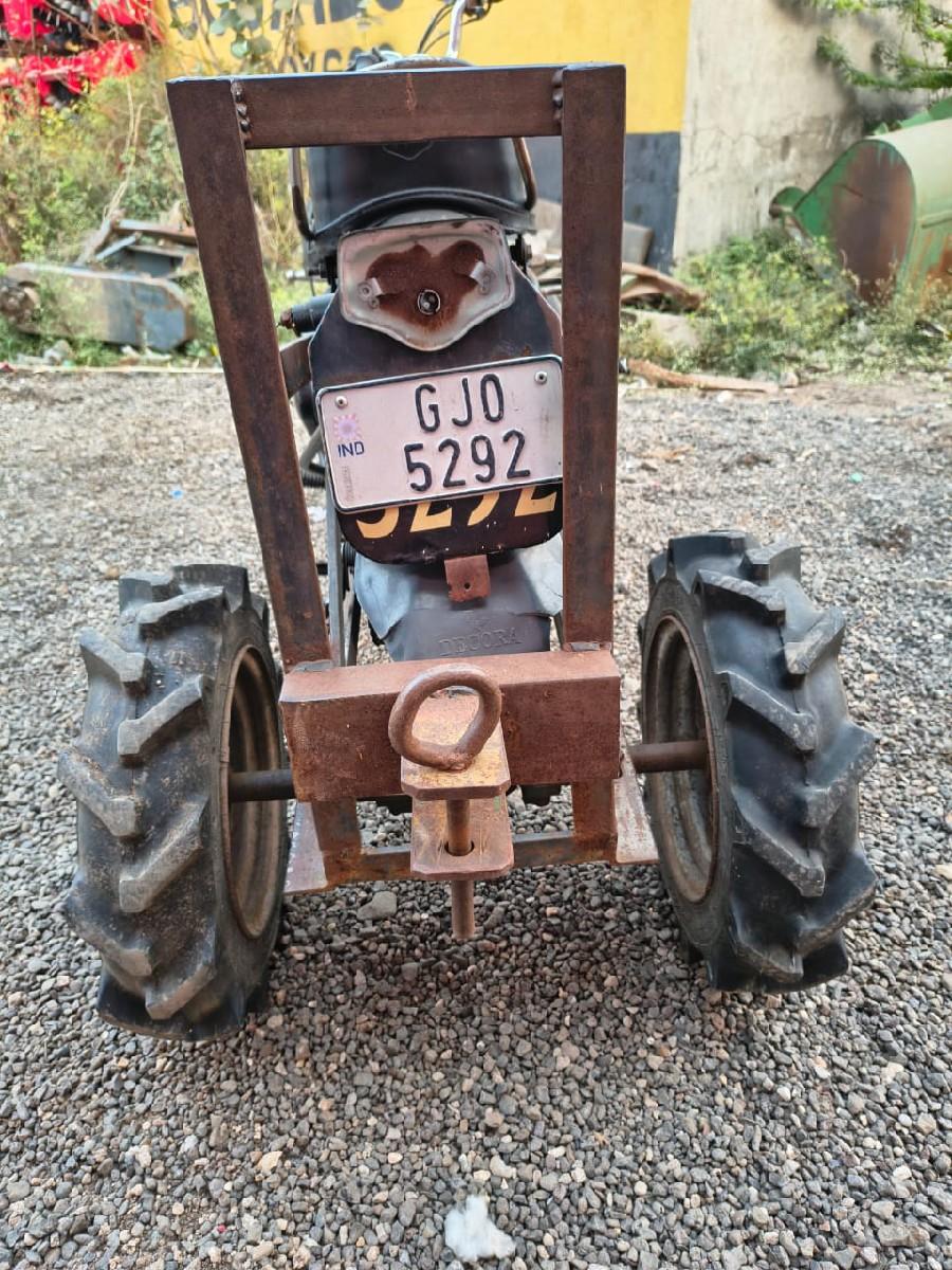 थंबनेल 3