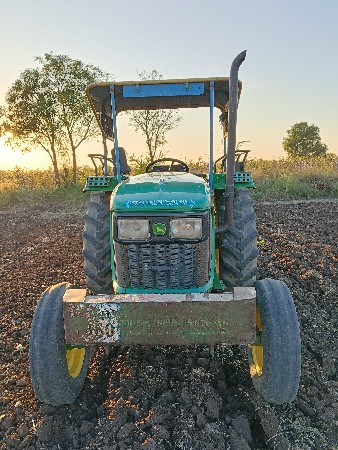 john deere 5050d