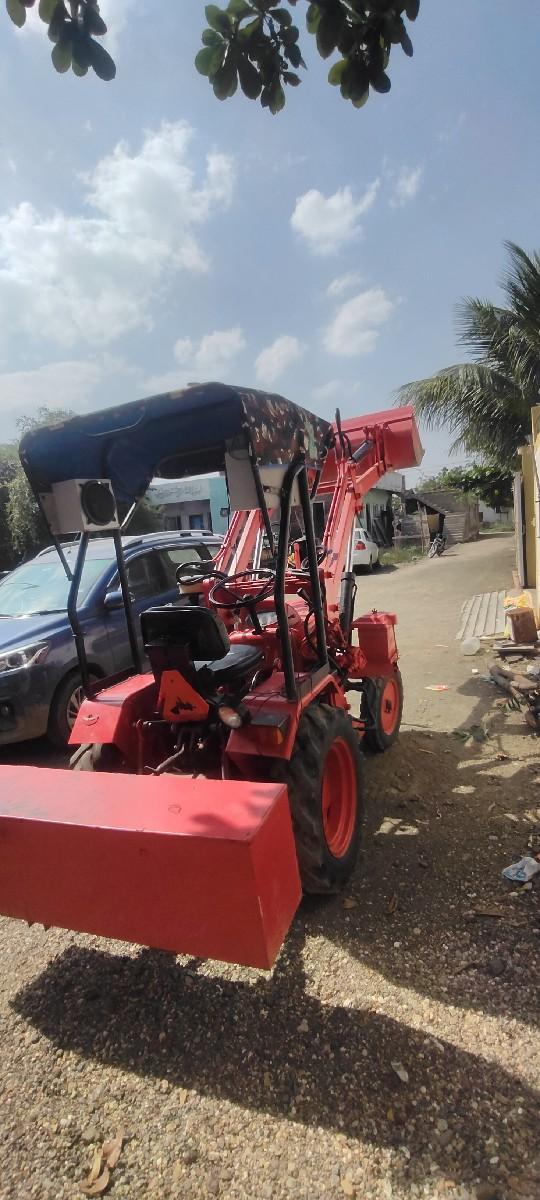 લોડર વેચવાનું છે