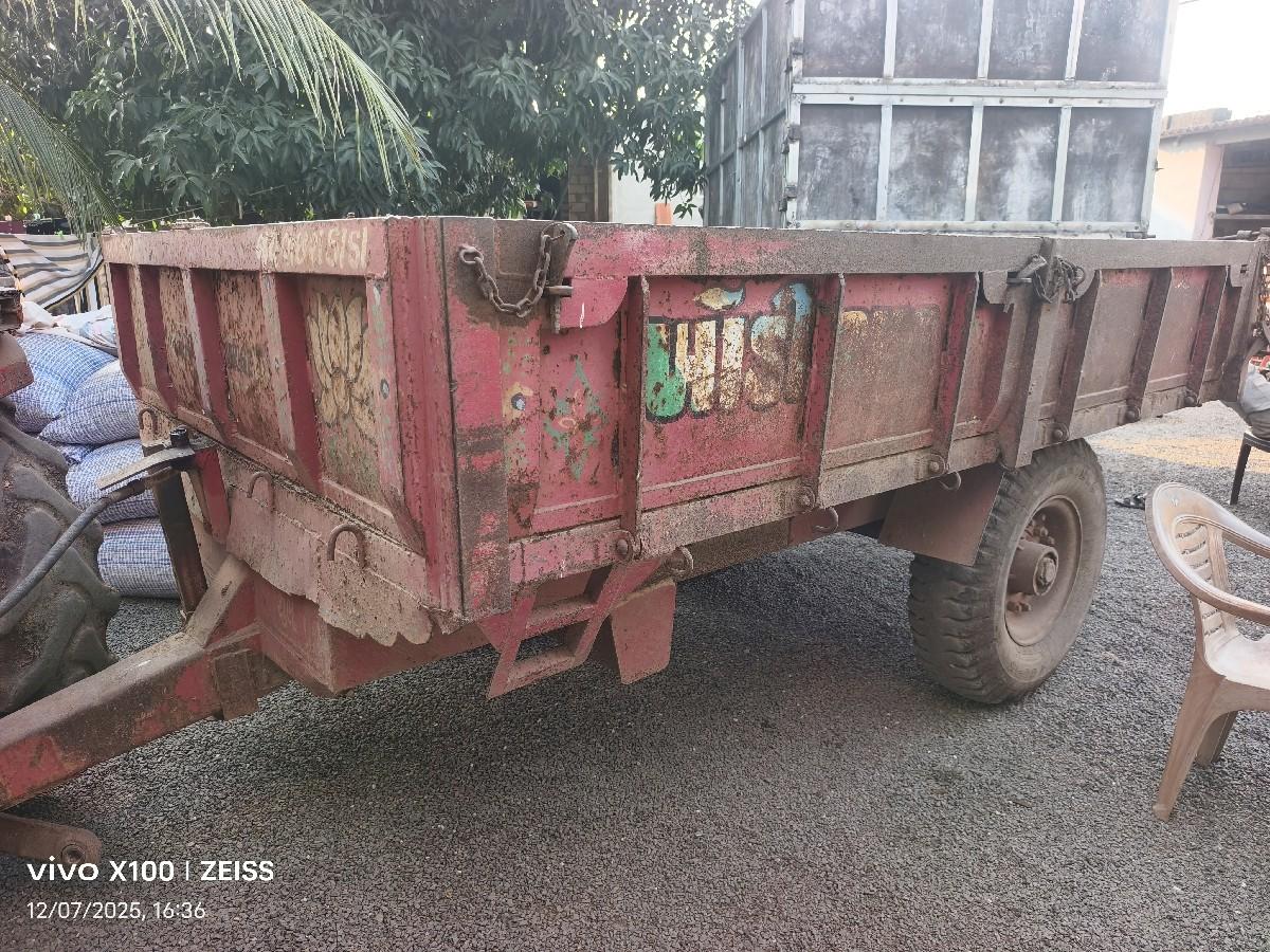 વેચવાની છે ખોડીયાર ટેલર