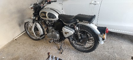 bullet vesva nu chee