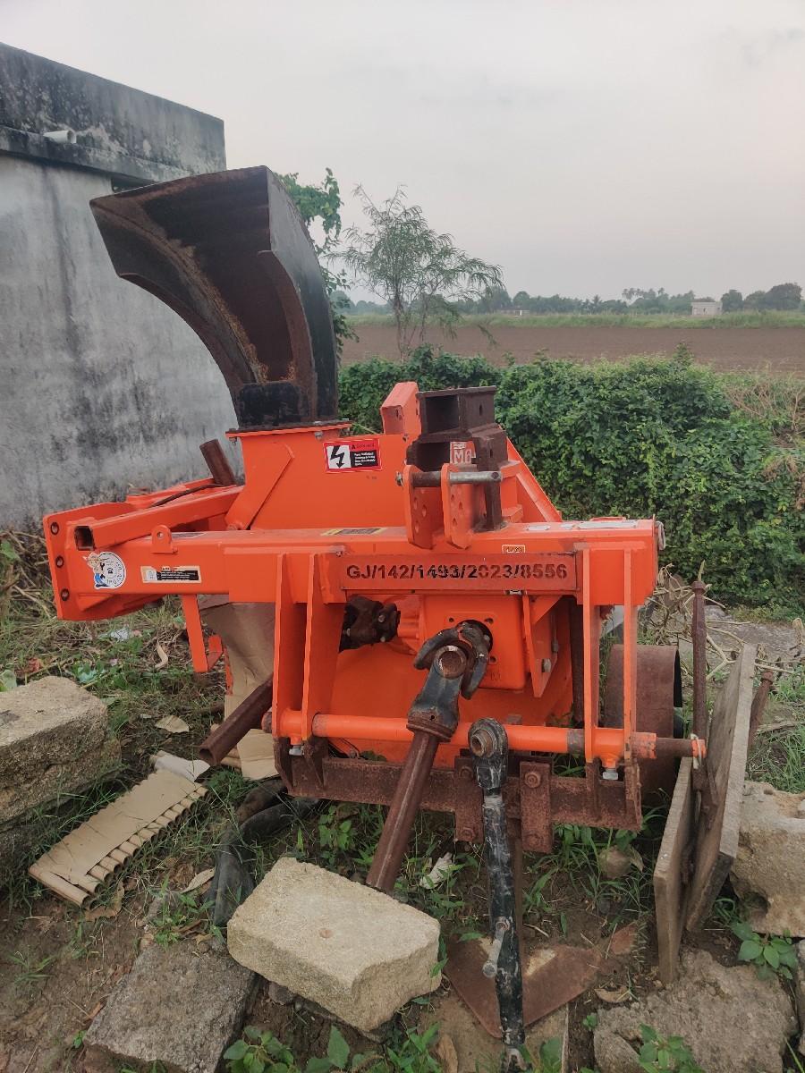 શક્તિમાન મોબાઇલ શ્રેડર ફૂંકની