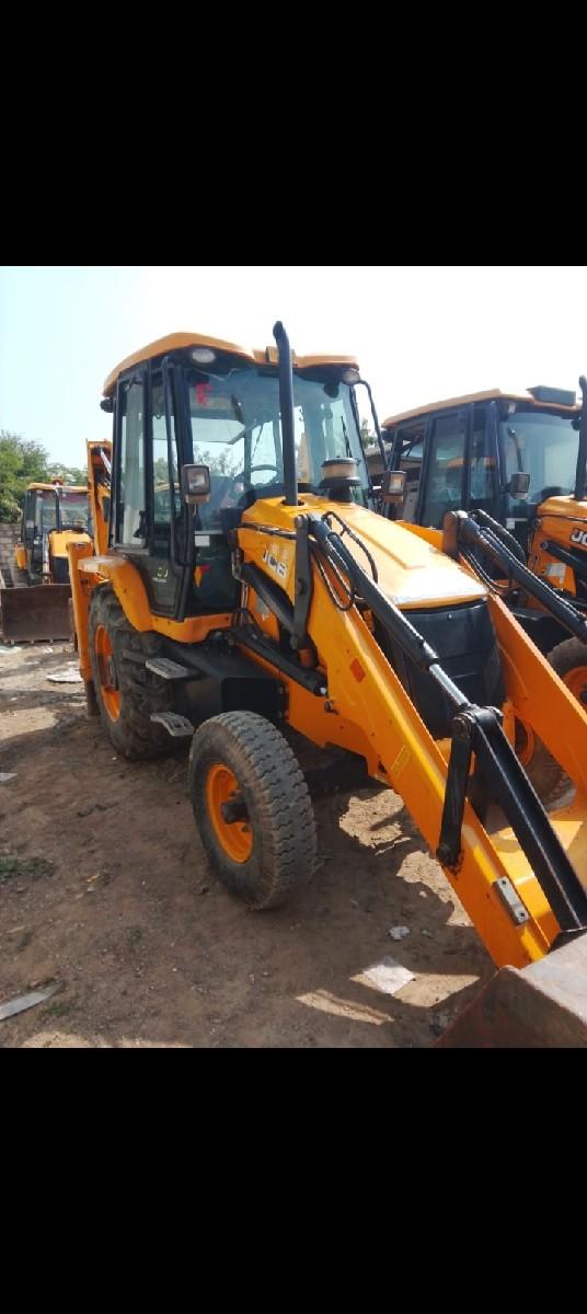 JCB 3DX