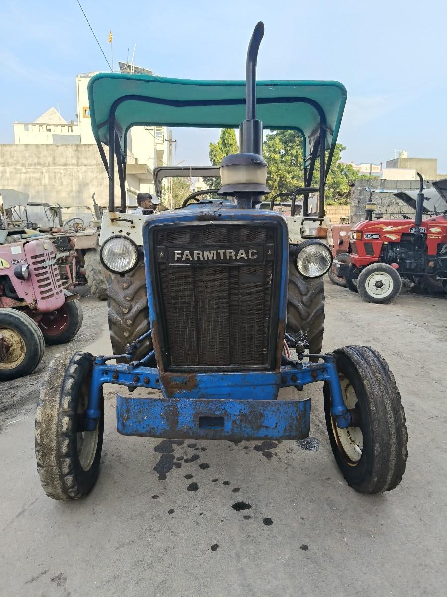 વેચવા નું છે