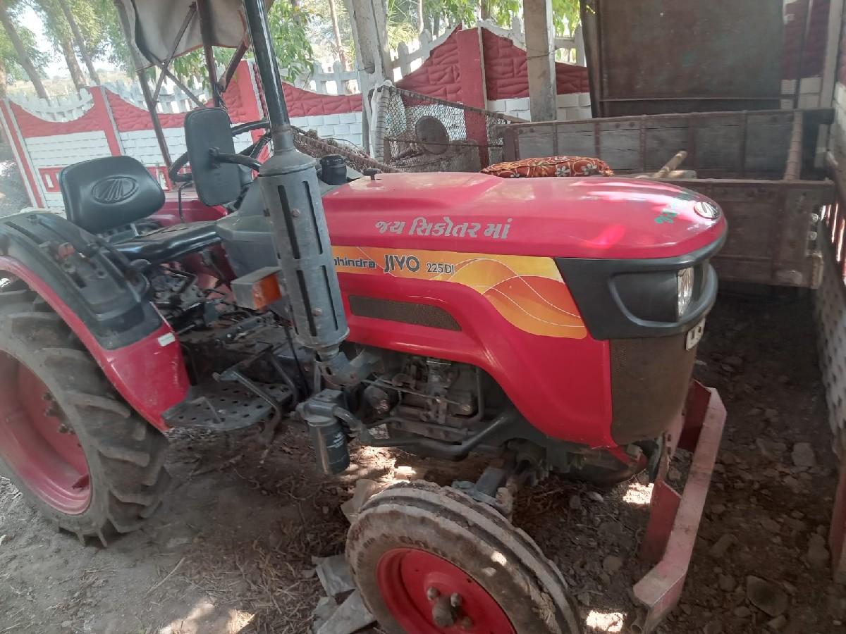 મહિન્દ્રા જીવો