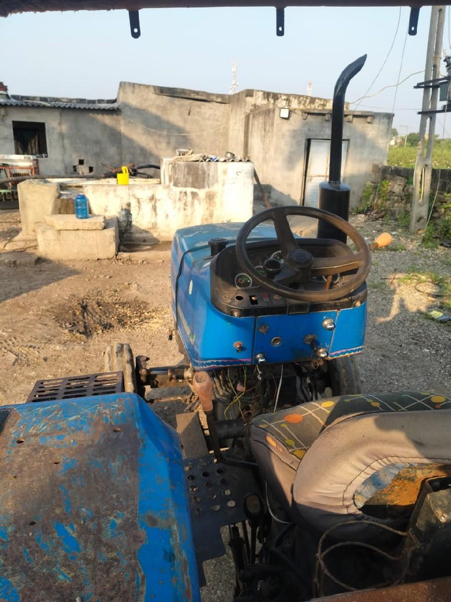 ટ્રેકટર વેચવાનું છે