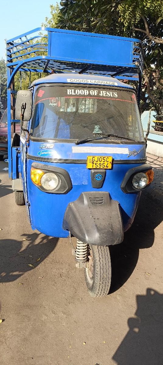 piaggio લોડિંગ રીક્ષા