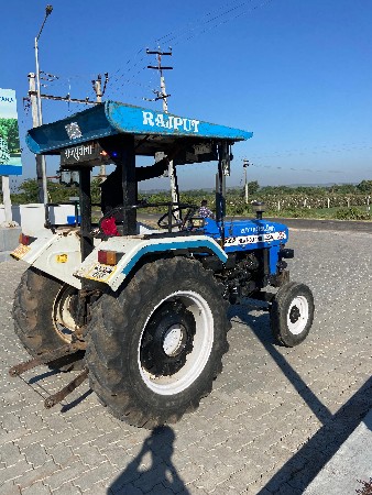 New Holland 3230nx tractor