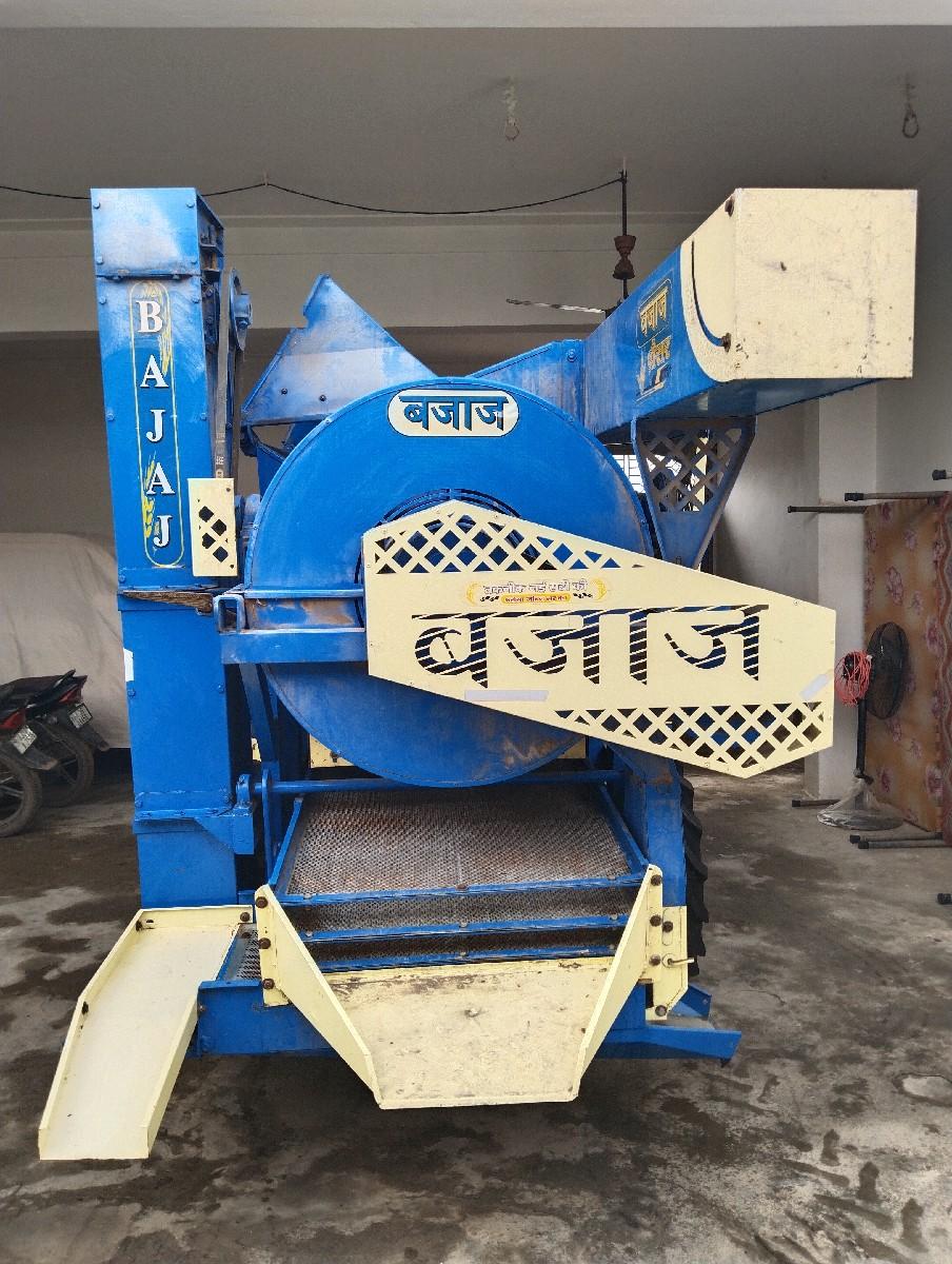 બજાજ નું હલર વેચવાની છે