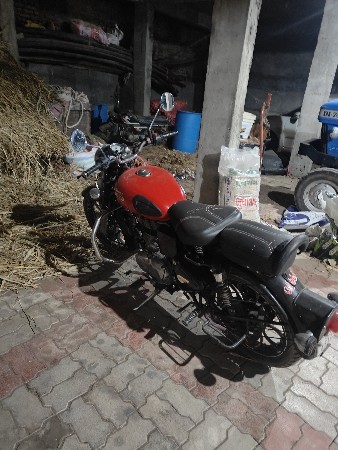 બુલેટ વેચવાનું છે