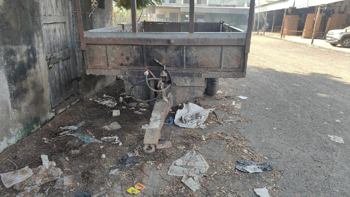 ટોલી વેચવાની છે