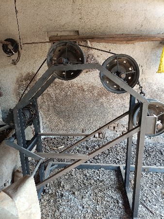 દાર માંથી મોટર કાઢવાનો ગરેડો