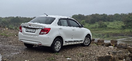 વેચવાની છે