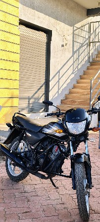 ટ્વીટર વેચવા નૂ છે