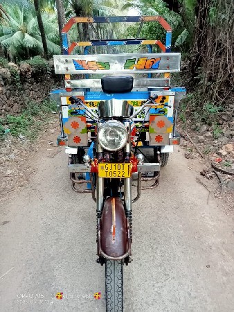 ચિરાગ ની રિક્ષા