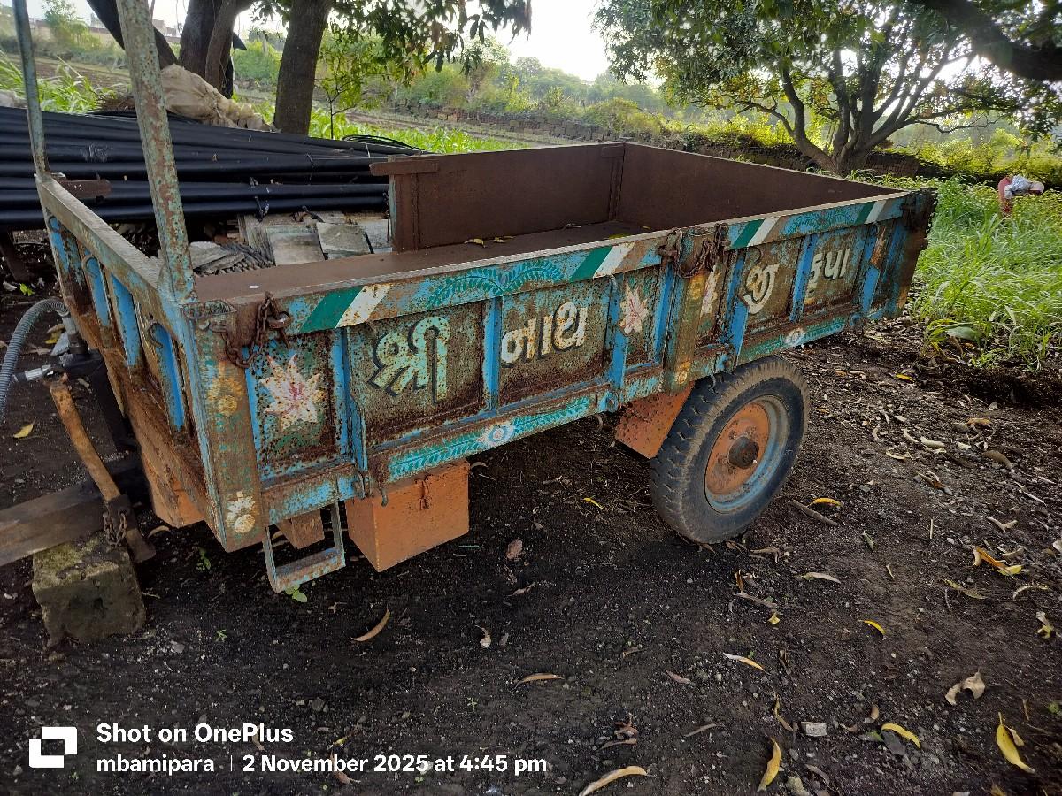 મીની ટ્રેક્ટર ની લારી