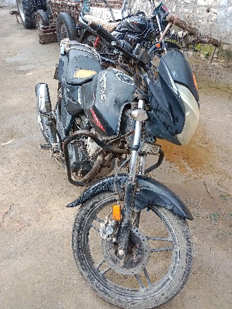 આ ગાડી વેચવાની છે