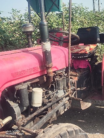 ટ્રેક્ટર વેચવાનું છે