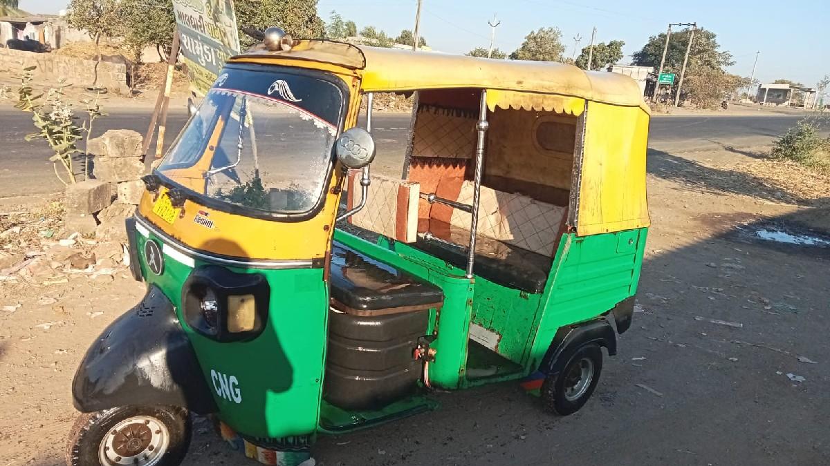 મોડલ 2018 નું છે