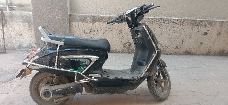 આ ગાડી વહેચવાની છે.