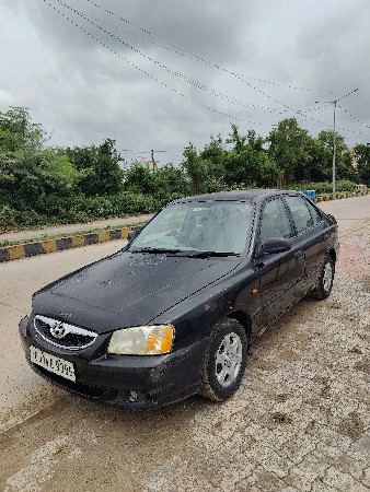 ગાડી વેચવાની છે