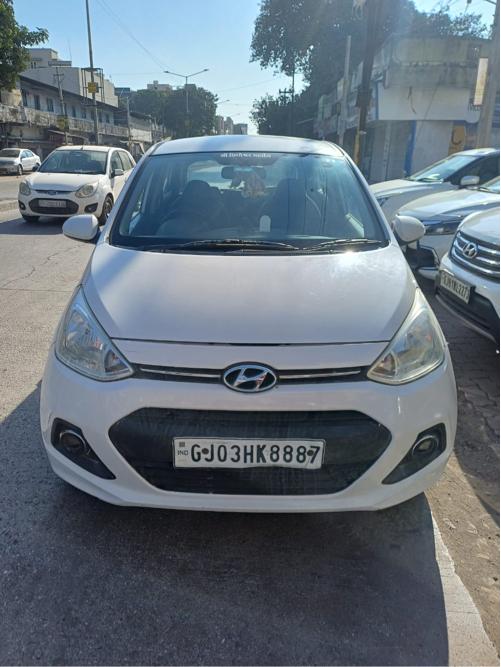 I10 meghna 
Mo:-9904424593