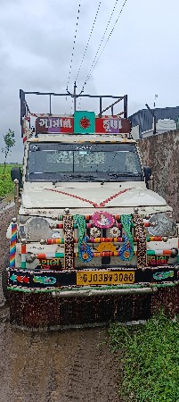 બોલેરો વેચવાનો છે.