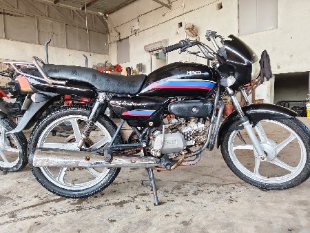 ટુ વ્હીલર વેચવાનું છે