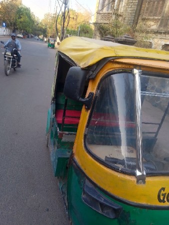 थंबनेल 2