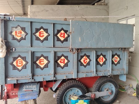 ટોલી વેચવાની  છે મીની ટેકટર ની