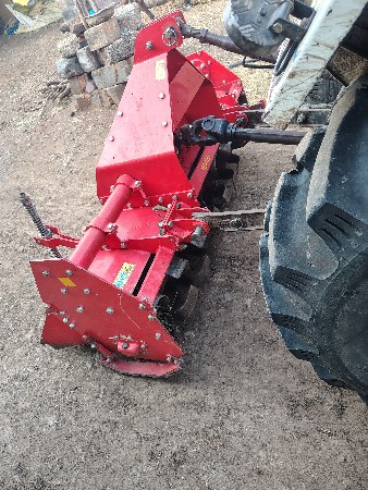 રોટવેટર લાંચર 
 કપની નું સે