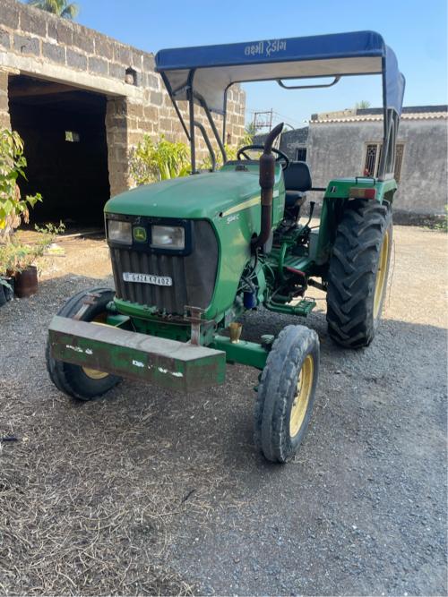 ટે્કટર વેચવાનું છે જૌન ડિયર