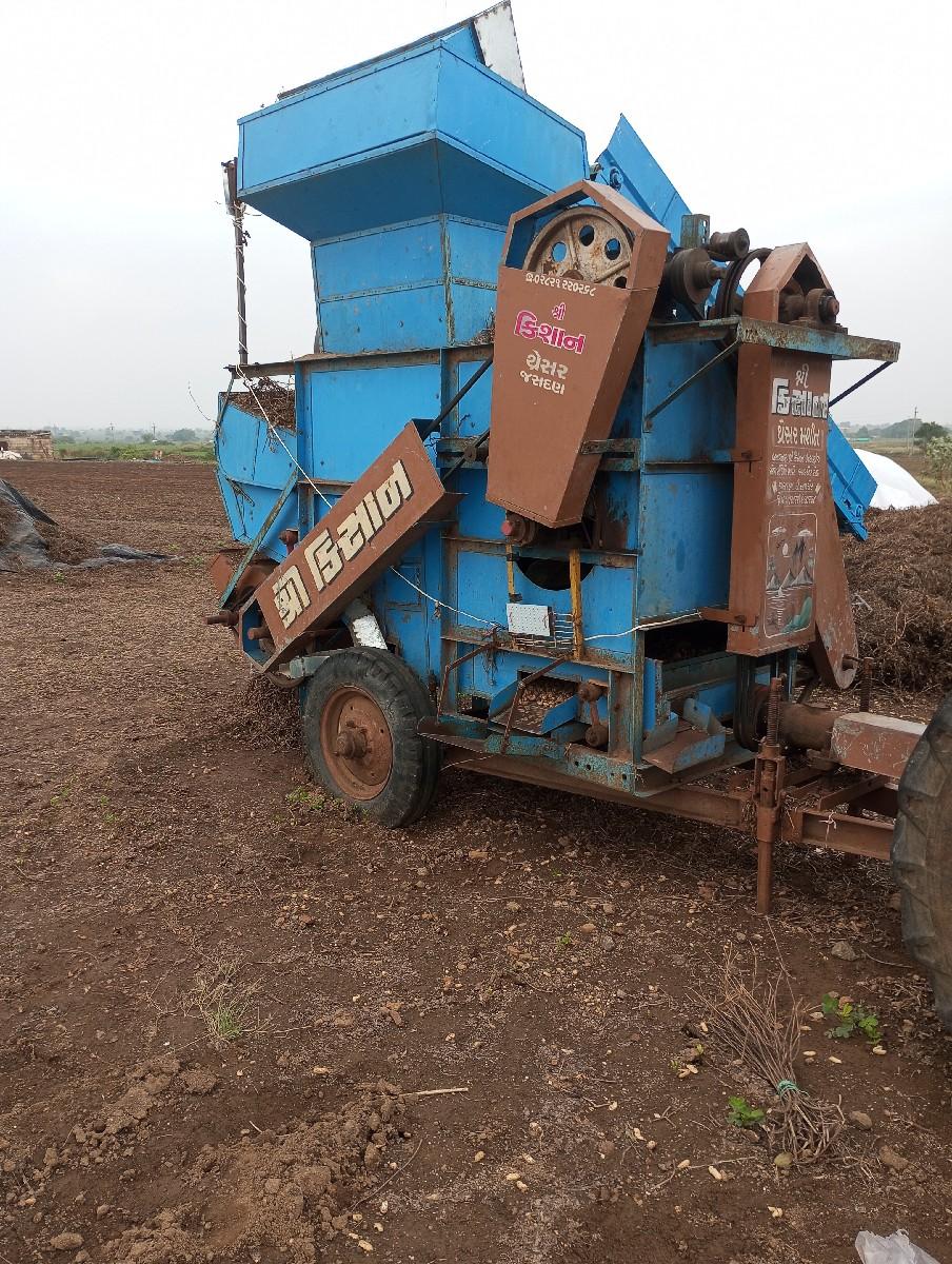 થ્રેશર વેચવાનું છે