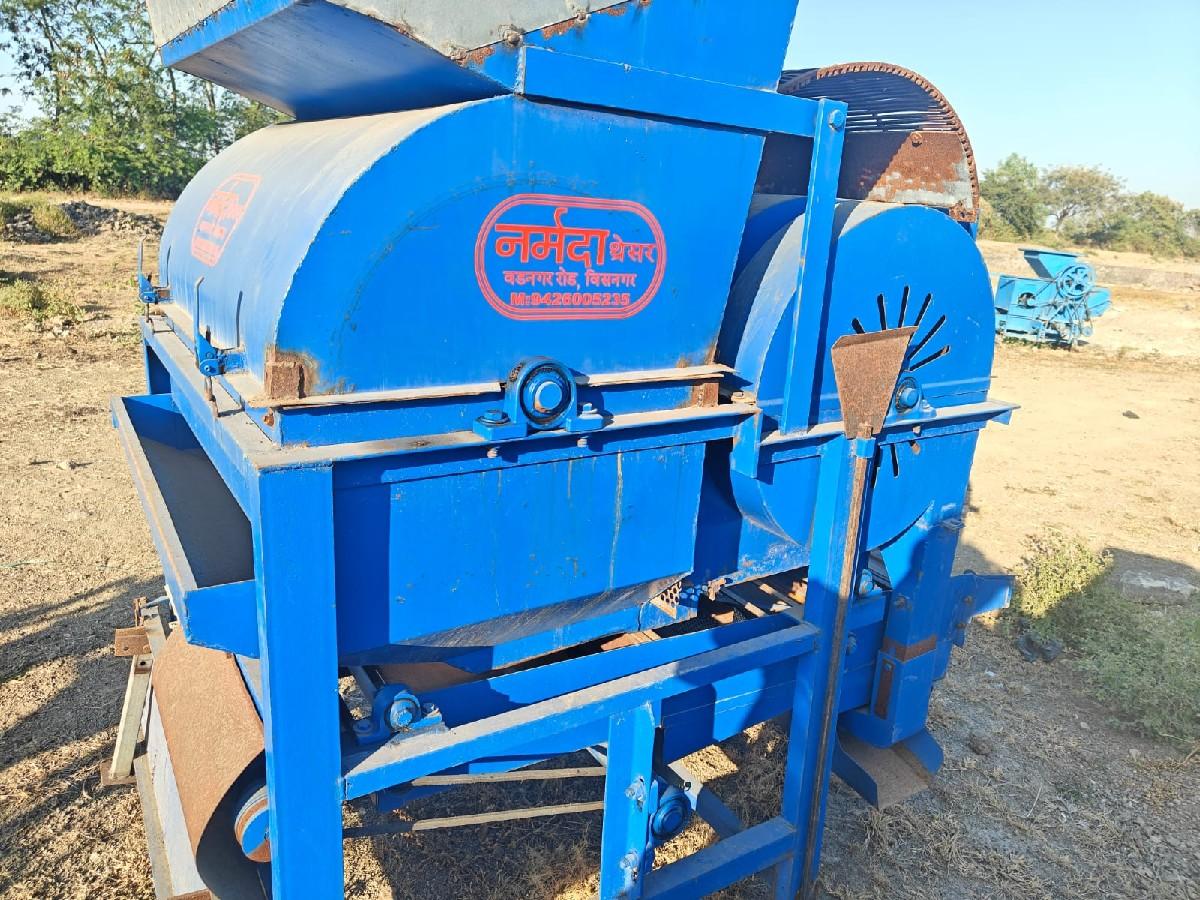 નર્મદ  ફકણી