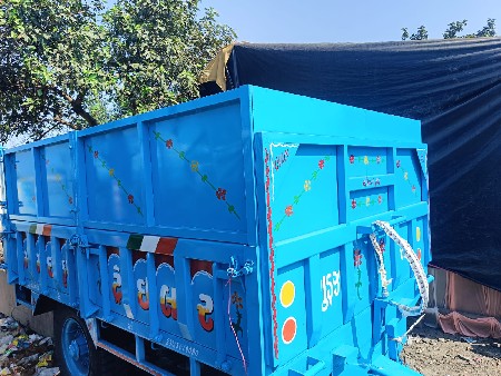 નવી ટોલી બનાવીને વેચી