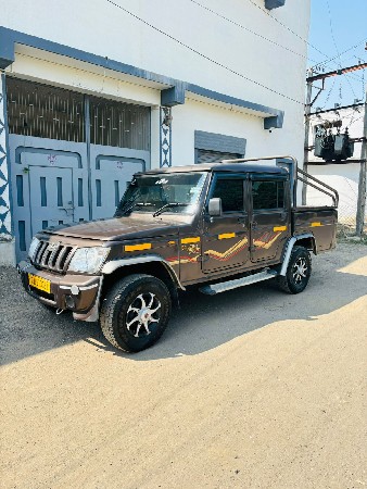 બોલેરો કેમ્પર ગોલ્ડ