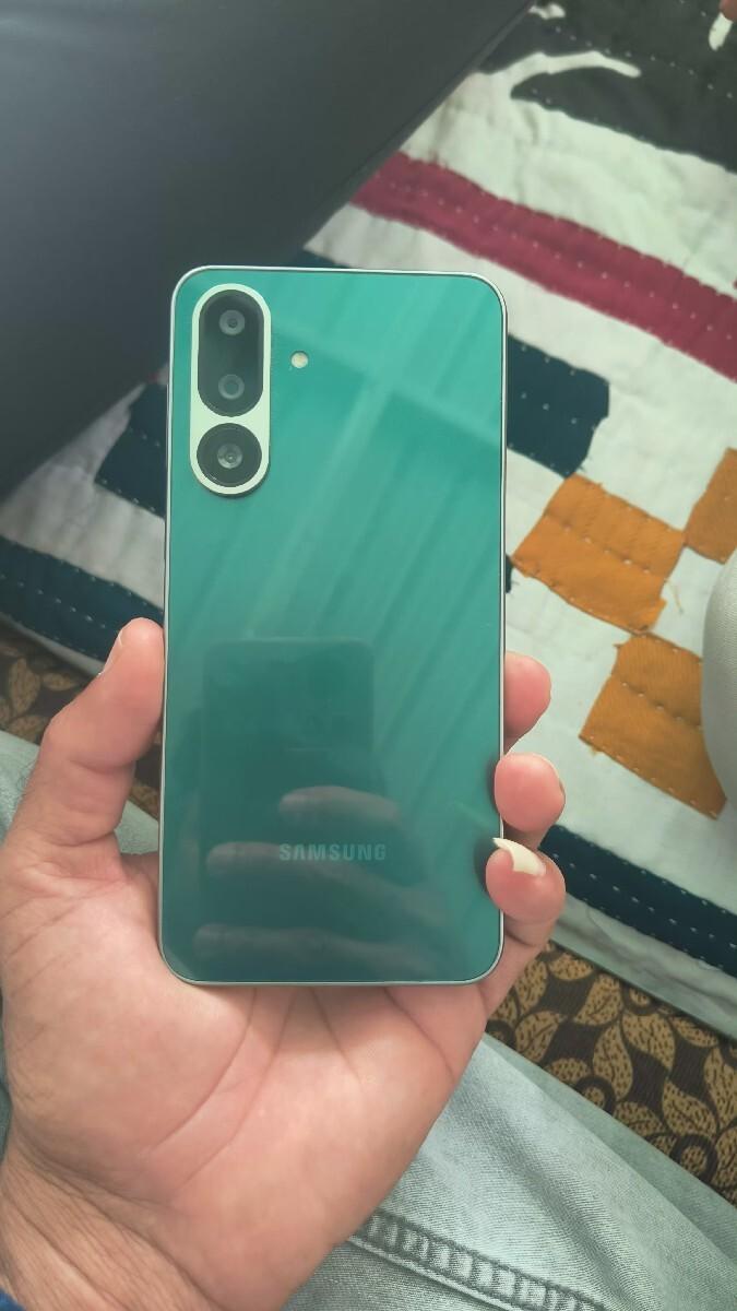 મોબાઈલ વેચવાનો છે