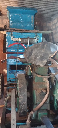 ઓપનર વેચવાનું છે