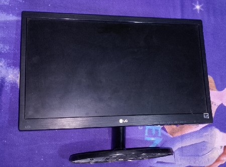 LG MONITOR 19 inch