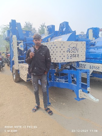 थंबनेल 3