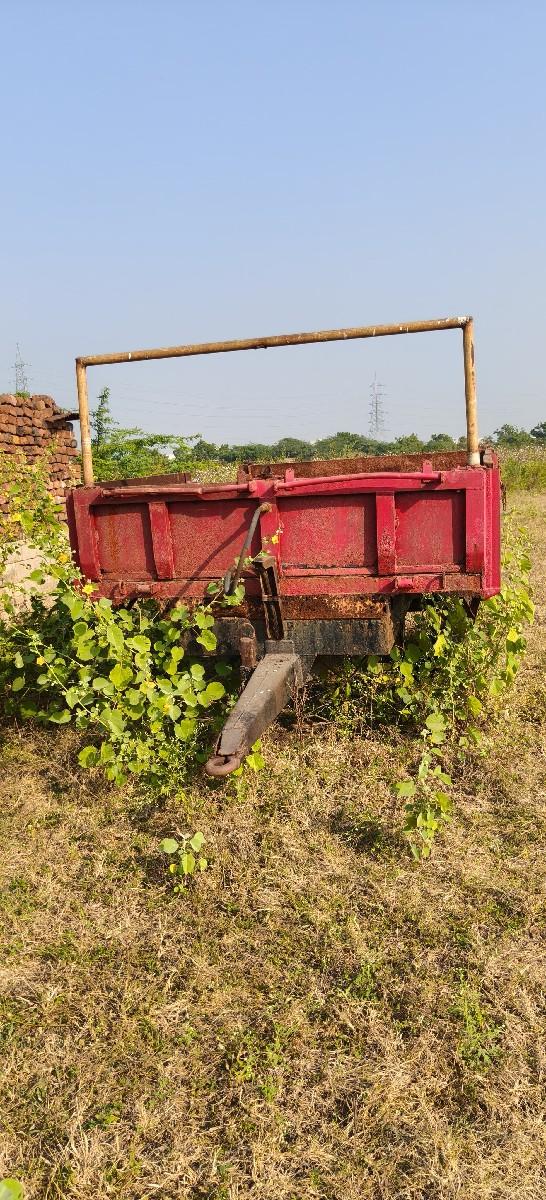 વેચવાની છે